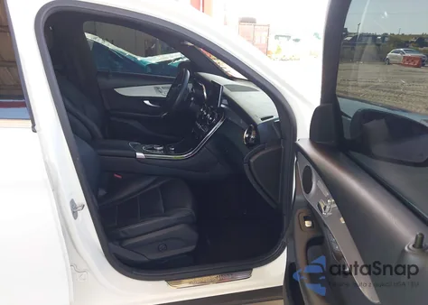 2019 Mercedes-Benz Glc 300 z USA, uszkodzony, nr VIN WDC0G4JB7KV165725